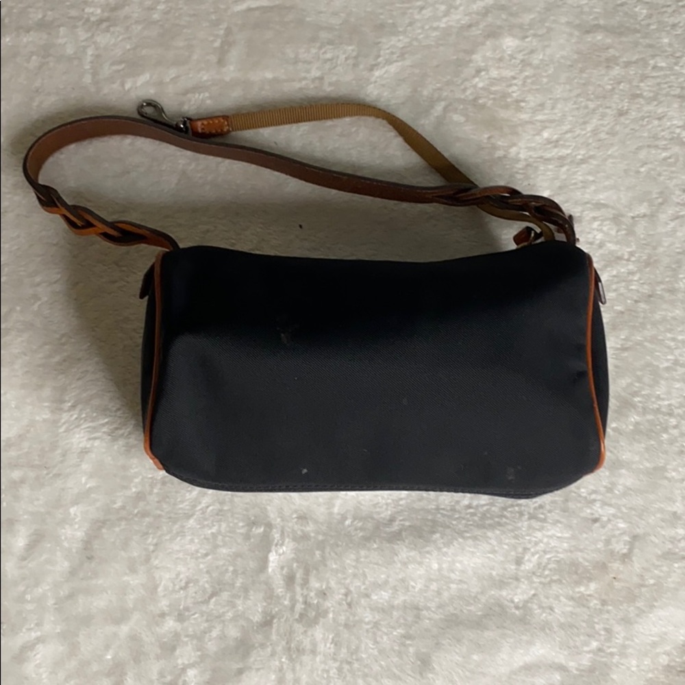 Handbags - Picture 2 of 3